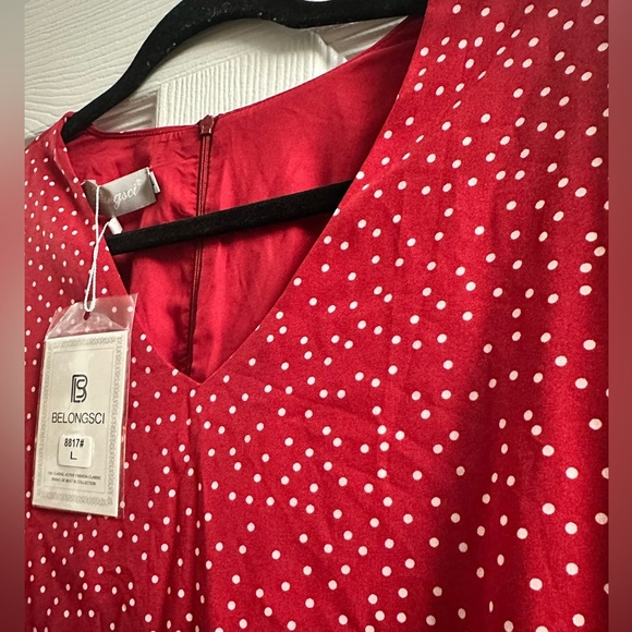 NWT Red And White Dress With Bell Sleeves Size Large - Picture 3 of 9